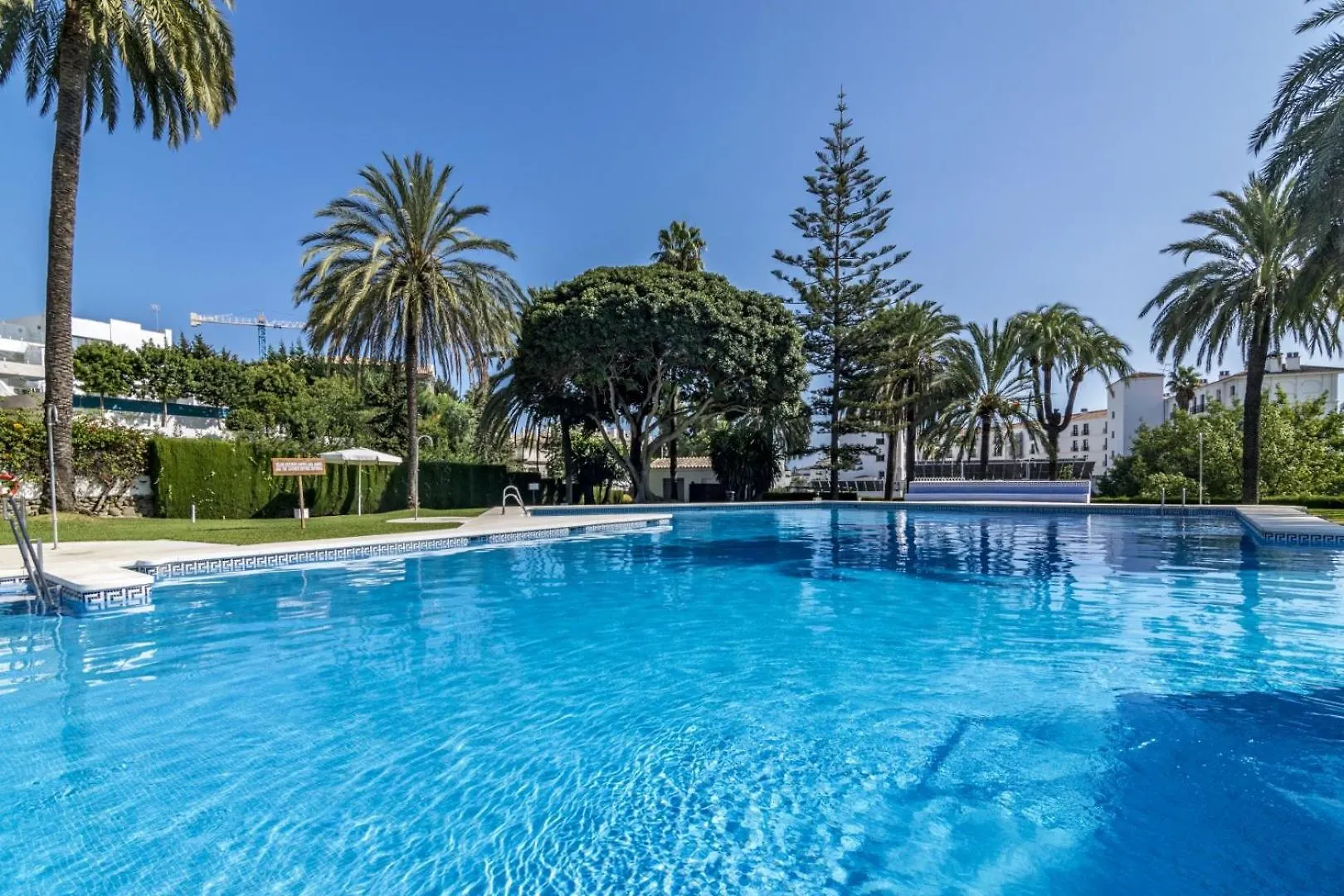 Ags48B- Great Location Close To Puerto Banus Casa Marbella Spain